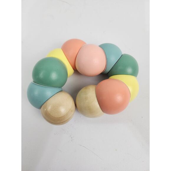 Classic World 54235 Wooden Babies, Toddlers and Kids, Twist Caterpillar (Pastel) - Picture 5 of 6